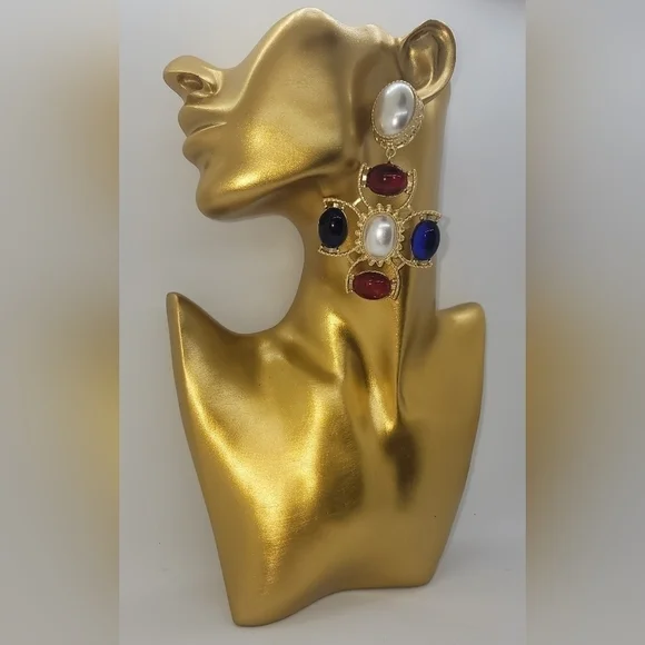 Multi-colored gem & pearl earring. Blemish on pearl - Picture 4 of 4